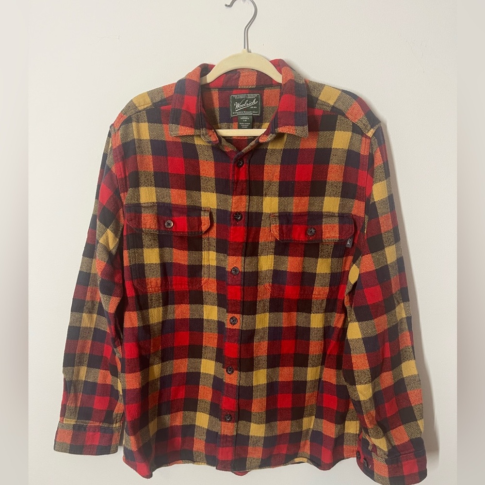 Woolrich Mens Large Plaid Flannel Shirt. In Excellent Preowned Condition.